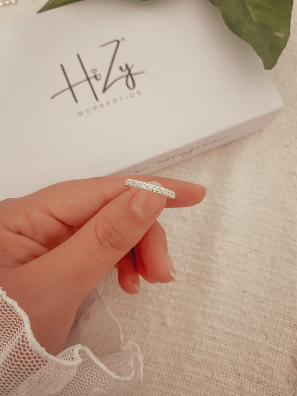 Anel aparador cravejado