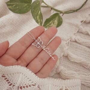 Colar Nome e Borboleta