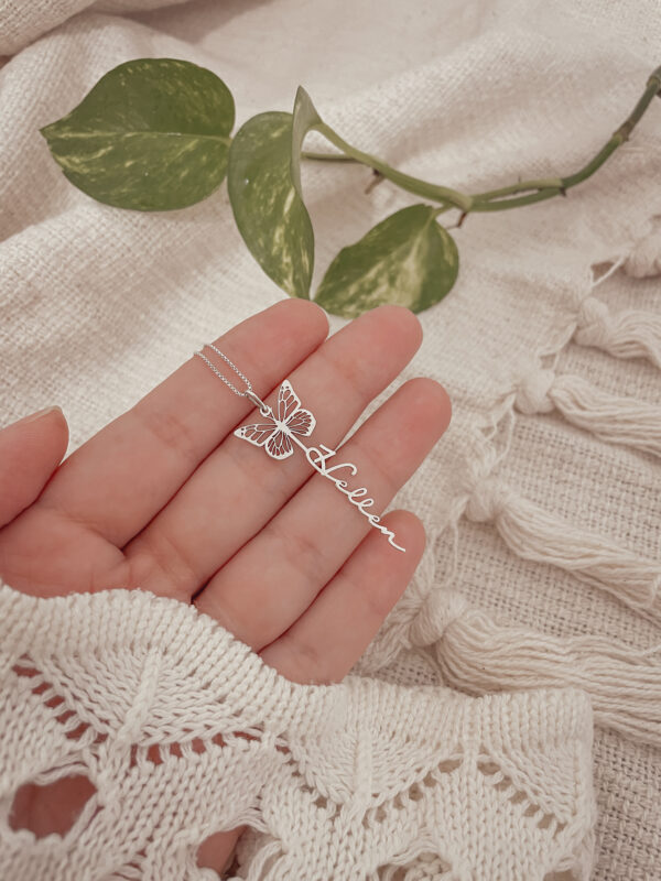 Colar Nome e Borboleta