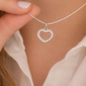 Colar coração cravejado